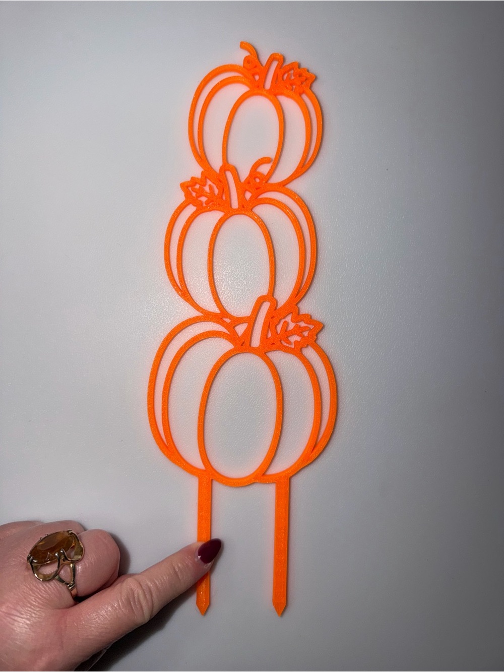 Pumpkin stack trellis • orange